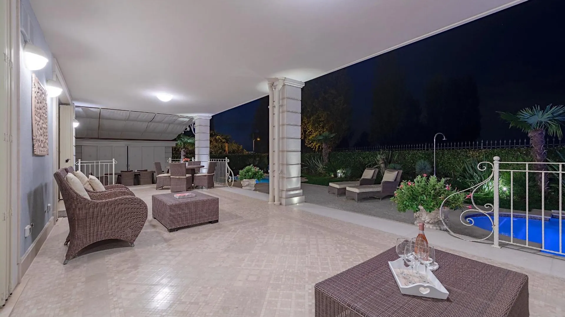 Catullo Lakefront Luxury Apartments By Wonderful Italy Sirmione