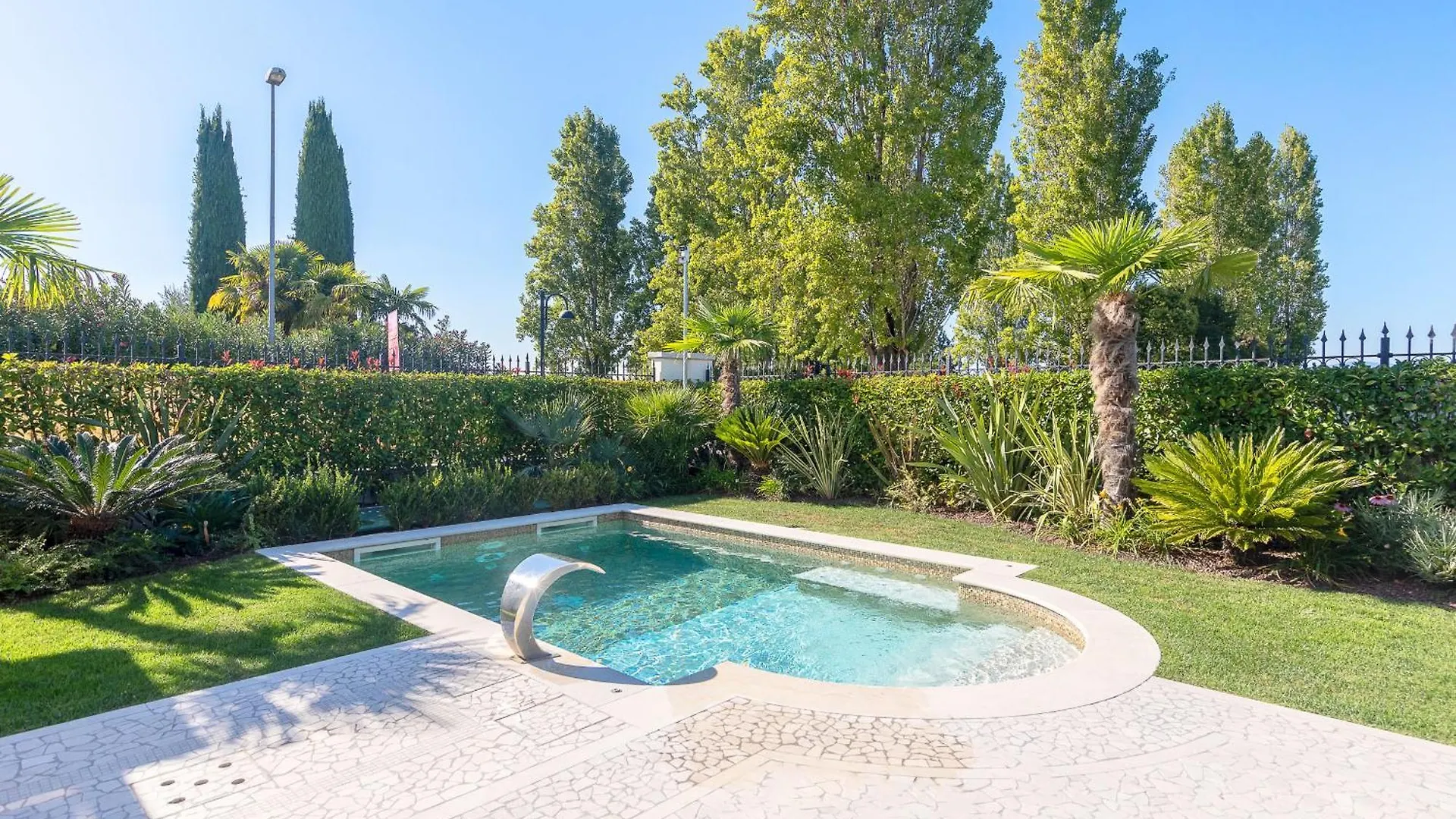 Catullo Lakefront Luxury Apartments By Wonderful Italy Sirmione 0*,
