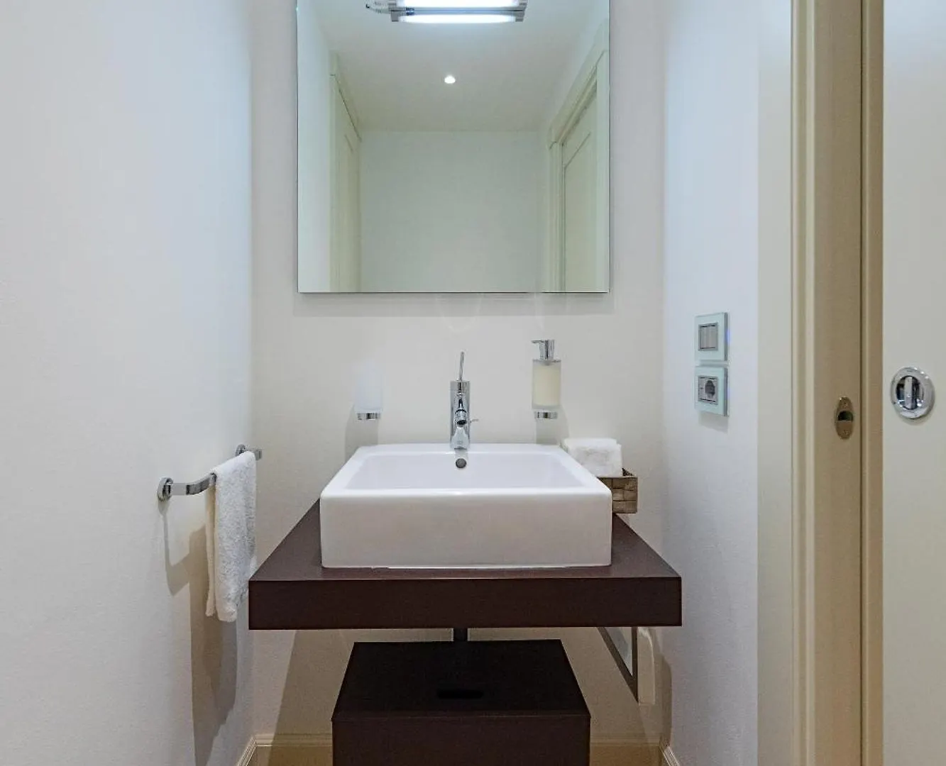 Catullo Lakefront Luxury Apartments By Wonderful Italy Sirmione 0*,  Italie