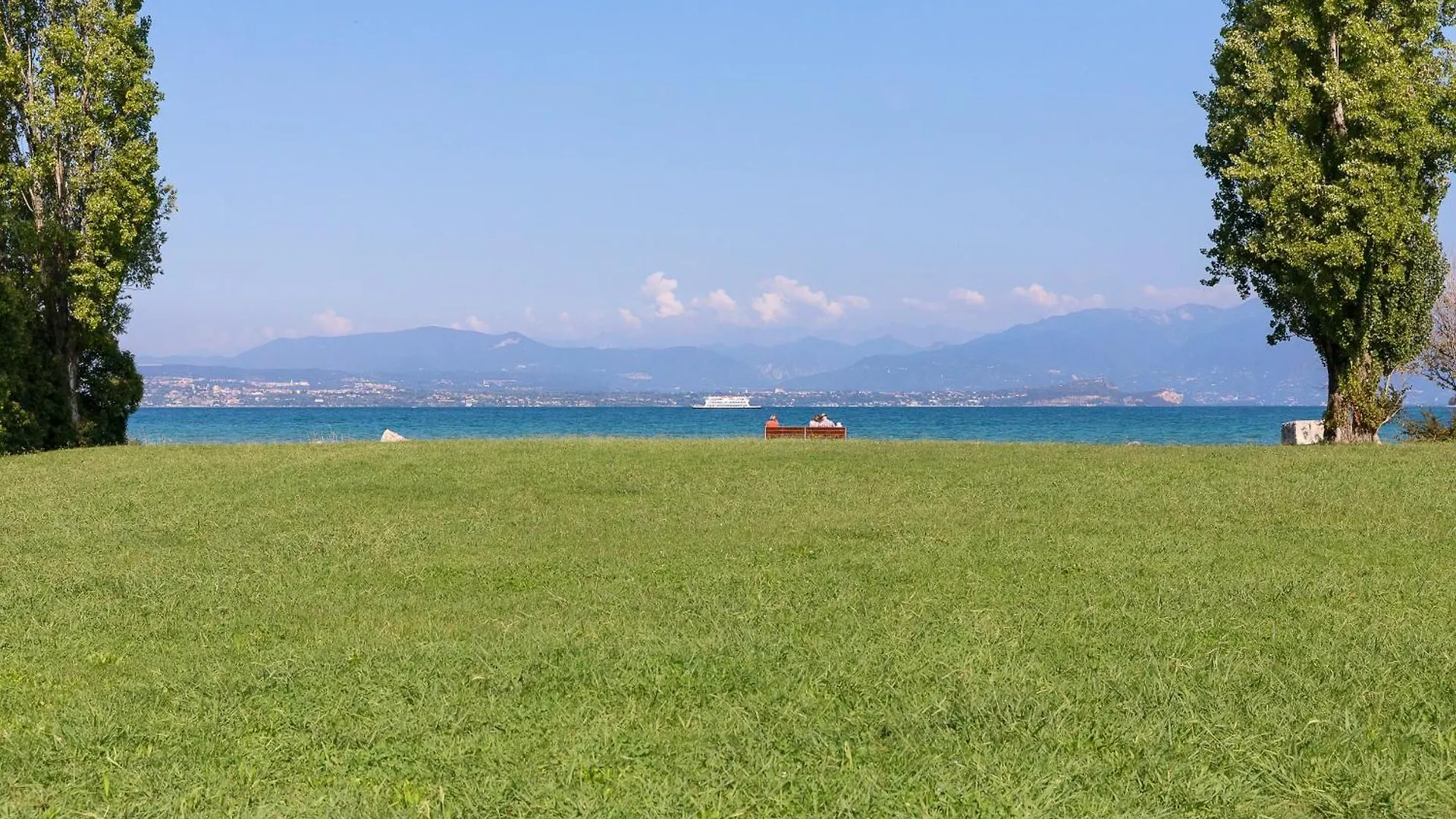 Catullo Lakefront Luxury Apartments By Wonderful Italy Sirmione