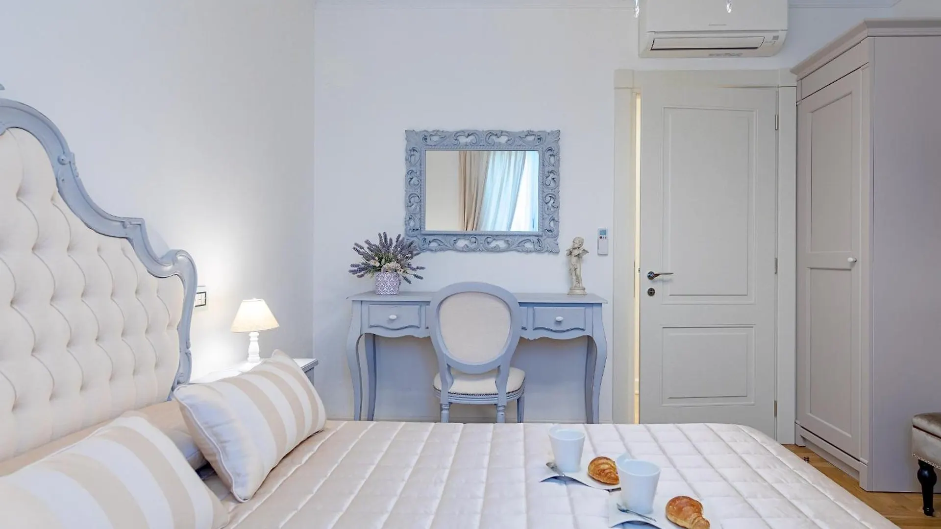 Catullo Lakefront Luxury Apartments By Wonderful Italy Sirmione 0*,  Italie